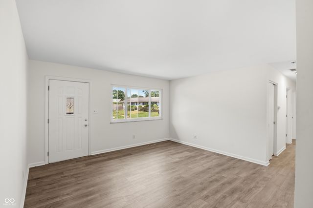 221 Fisher Court, Indianapolis, IN 46241