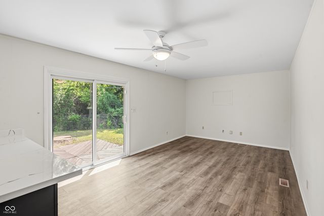 221 Fisher Court, Indianapolis, IN 46241