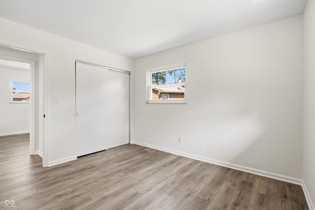 221 Fisher Court, Indianapolis, IN 46241