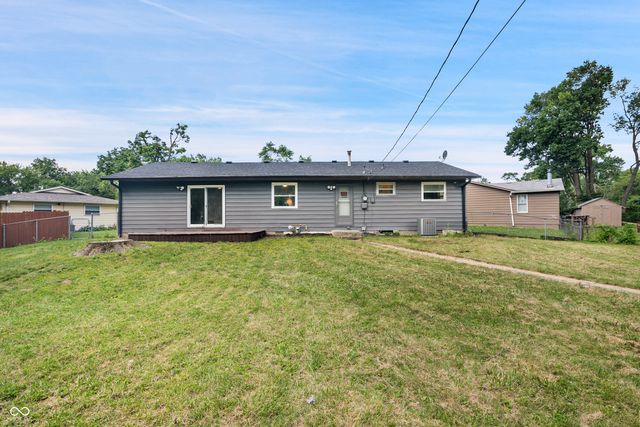 221 Fisher Court, Indianapolis, IN 46241