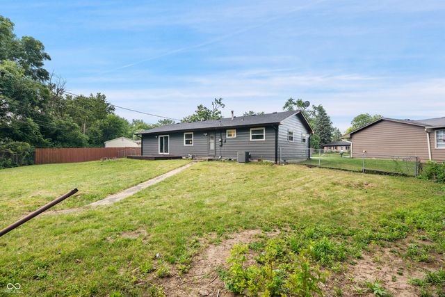 221 Fisher Court, Indianapolis, IN 46241