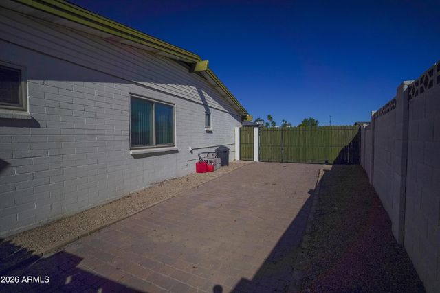 4411 W WINDROSE Drive, Glendale, AZ 85304