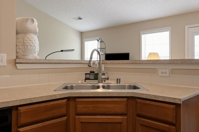 3944 Winthrop Drive, Lexington, KY 40514