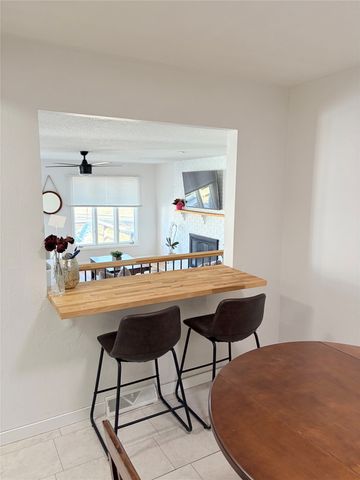 2718 E Tiffin Avenue, Des Moines, IA 50317