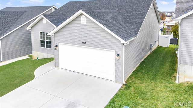 1069 Providence Way, Herculaneum, MO 63048