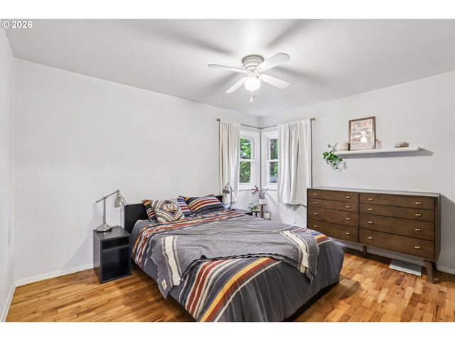 6038 Se 124TH Ave, Portland, OR 97236