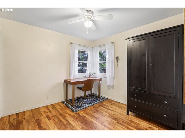 6038 Se 124TH Ave, Portland, OR 97236