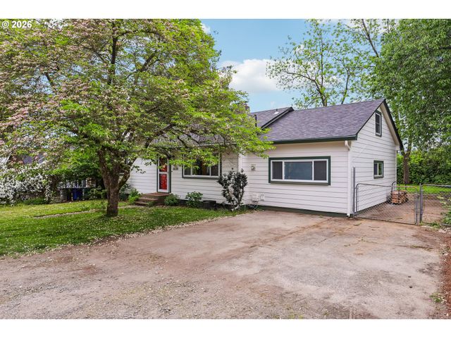6038 Se 124TH Ave, Portland, OR 97236