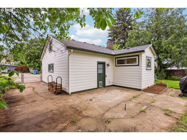 6038 Se 124TH Ave, Portland, OR 97236