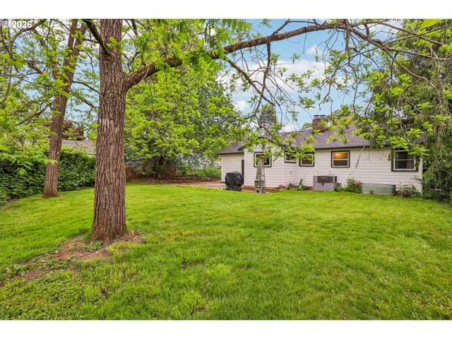 6038 Se 124TH Ave, Portland, OR 97236