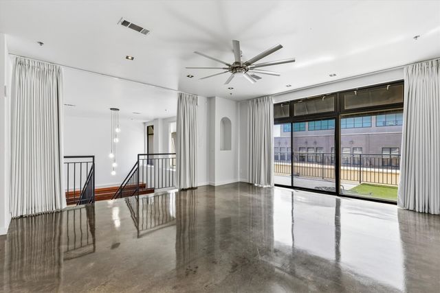 509 Elm Street 604, Dallas, TX 75202