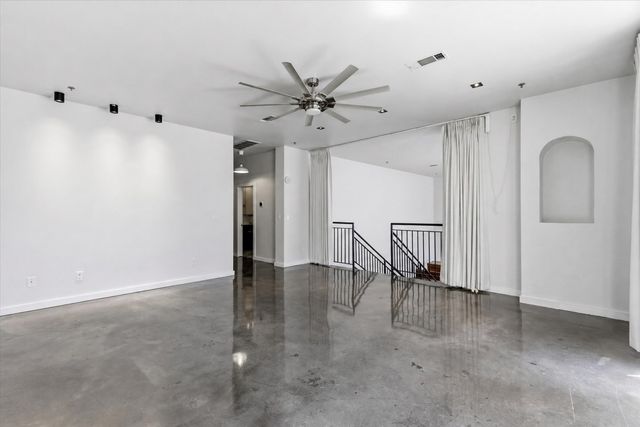 509 Elm Street 604, Dallas, TX 75202