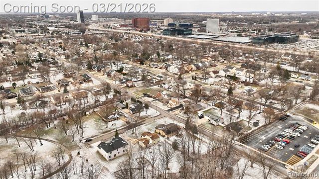 2202 Cook Court, Troy, MI 48083