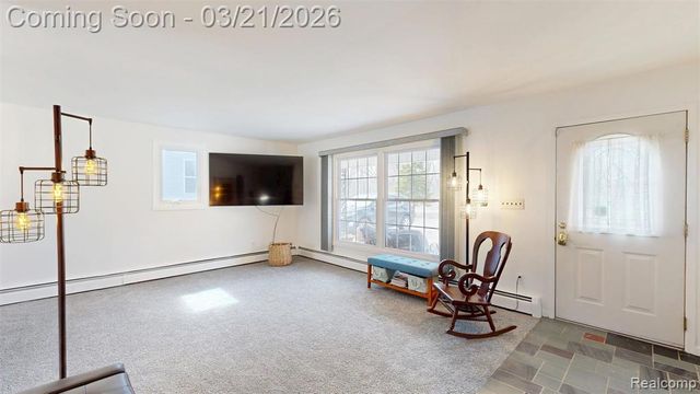 2202 Cook Court, Troy, MI 48083