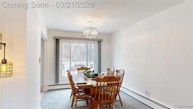 2202 Cook Court, Troy, MI 48083