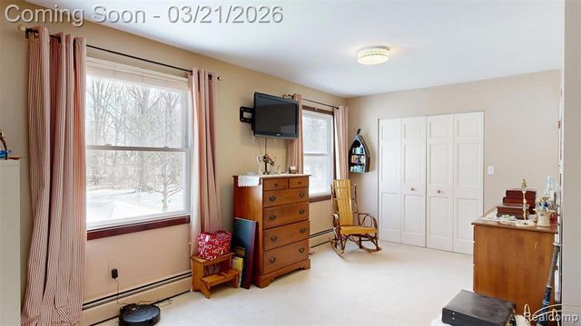 2202 Cook Court, Troy, MI 48083