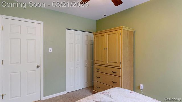 2202 Cook Court, Troy, MI 48083