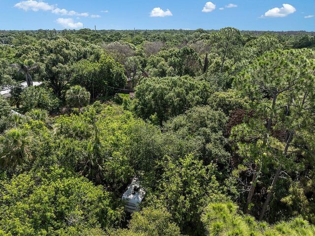 564 30th Avenue SW, Vero Beach, FL 32968