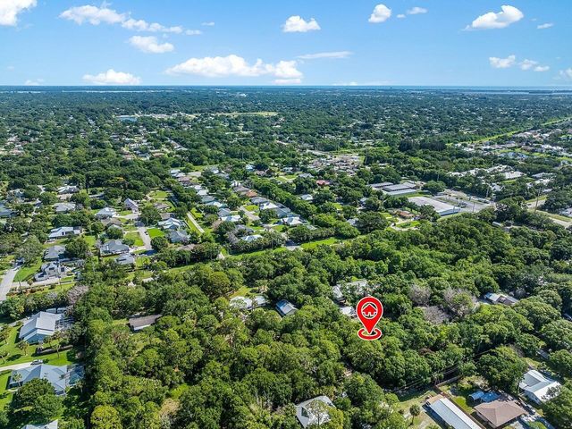 564 30th Avenue SW, Vero Beach, FL 32968