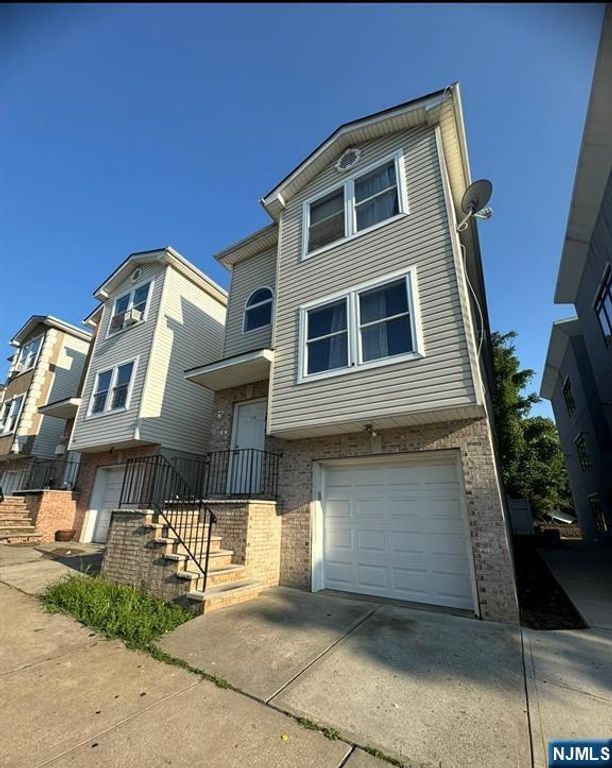 120 Hamilton Avenue 2, Paterson, NJ 07501