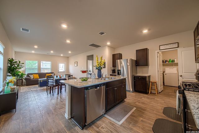 5237 Scoria, San Antonio, TX 78253