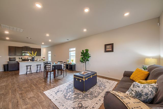 5237 Scoria, San Antonio, TX 78253