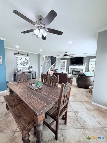 111 Belmoor Lane, Victoria, TX 77904