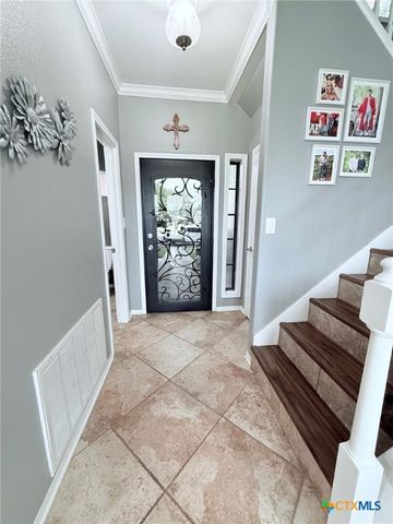 111 Belmoor Lane, Victoria, TX 77904