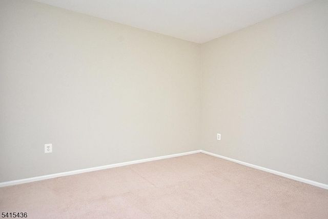 55 Canterbury Cir, Franklin Twp., NJ 08873