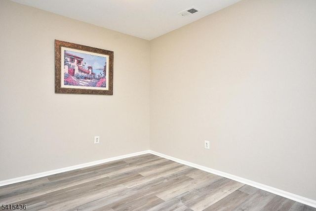 55 Canterbury Cir, Franklin Twp., NJ 08873