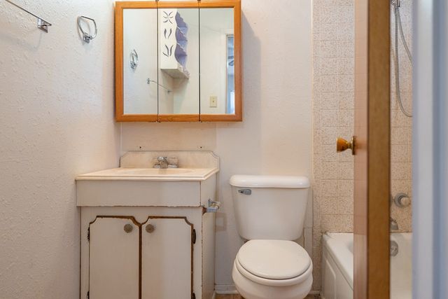 905 W Sul Ross, Alpine, TX 79830