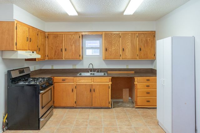905 W Sul Ross, Alpine, TX 79830