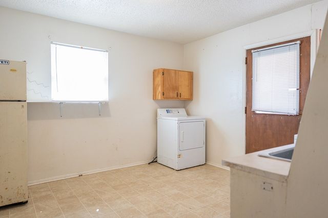 905 W Sul Ross, Alpine, TX 79830