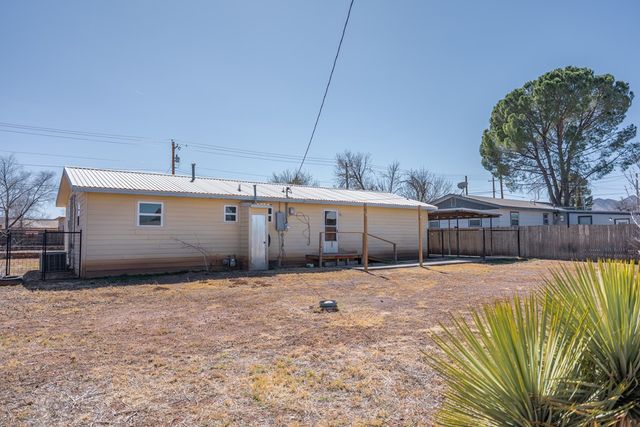 905 W Sul Ross, Alpine, TX 79830