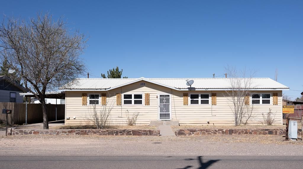 905 W Sul Ross, Alpine, TX 79830