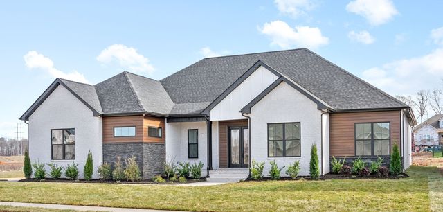 3 Pace Rd, Clarksville, TN 37043