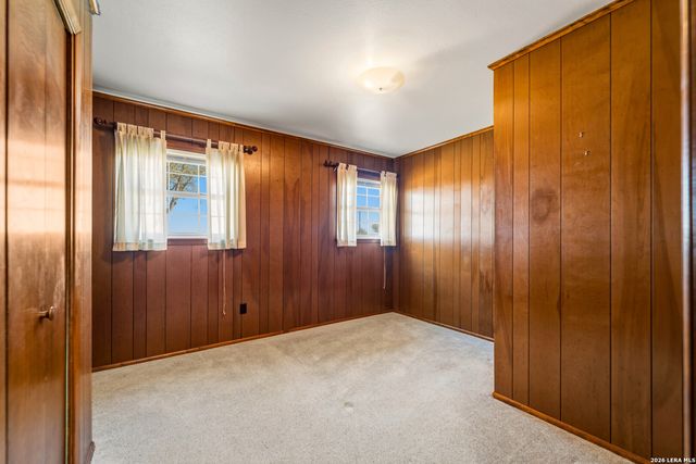 25 Labus Ln, Floresville, TX 78114