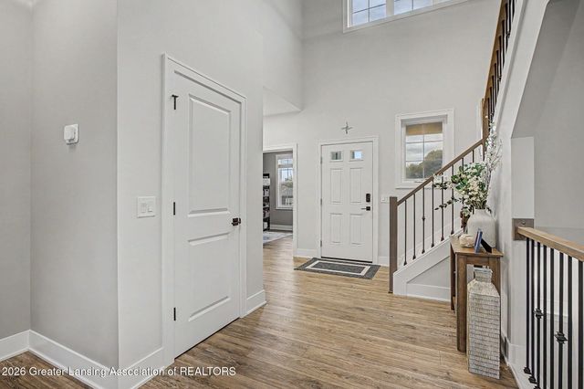 6475 Heathfield Drive, East Lansing, MI 48823
