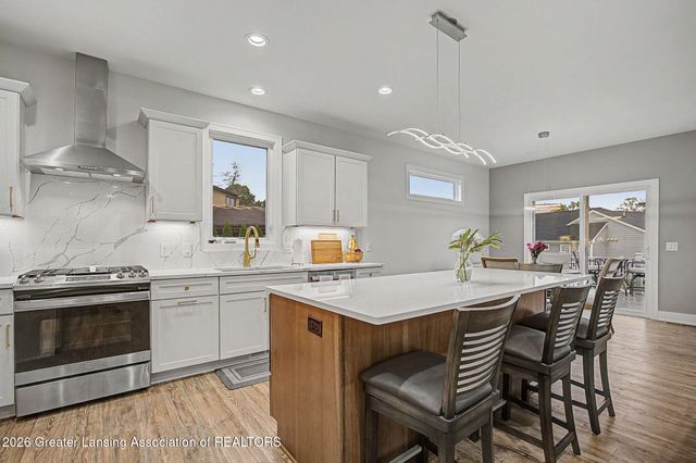 6475 Heathfield Drive, East Lansing, MI 48823