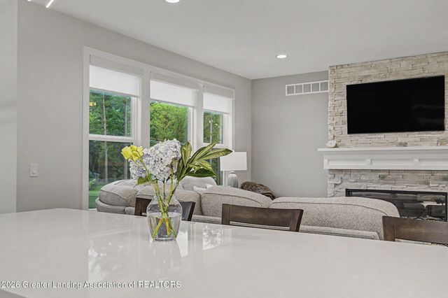 6475 Heathfield Drive, East Lansing, MI 48823
