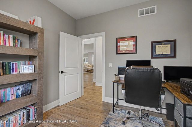 6475 Heathfield Drive, East Lansing, MI 48823