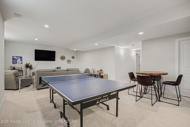 6475 Heathfield Drive, East Lansing, MI 48823