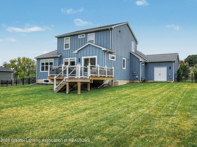 6475 Heathfield Drive, East Lansing, MI 48823