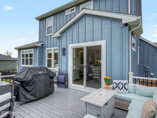 6475 Heathfield Drive, East Lansing, MI 48823