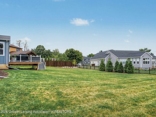 6475 Heathfield Drive, East Lansing, MI 48823