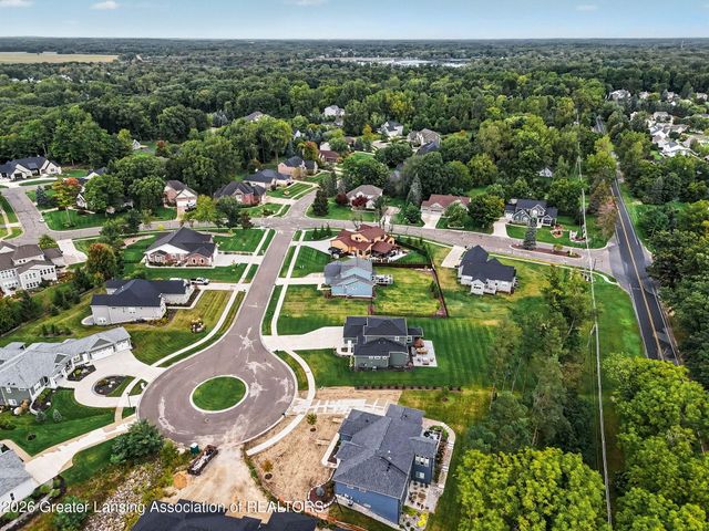 6475 Heathfield Drive, East Lansing, MI 48823