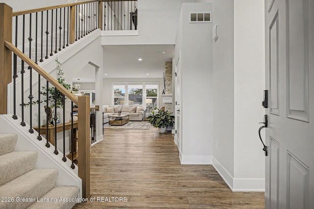 6475 Heathfield Drive, East Lansing, MI 48823