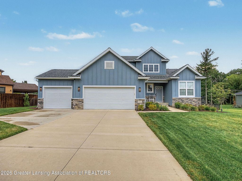 6475 Heathfield Drive, East Lansing, MI 48823