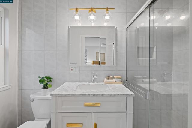 2080 2080 Essenay Ave, Walnut Creek, CA 94597