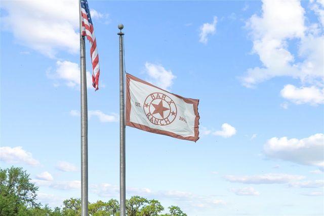 1127 Saddle Horn Bend, Angleton, TX 77515